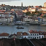 North Star Flats @santa Marinha 아파트 빌라노바데가이아